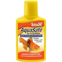 TetraAqua AquaSafe Water Conditioner for Goldfish (1.69 oz)