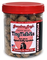 Grandma Lucy's Tiny Tidbits Freeze-Dried Chicken Parmesan Dog Treats (6 oz)