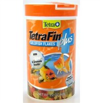 TetraFin Goldfish Flakes PLUS (2.2 oz)